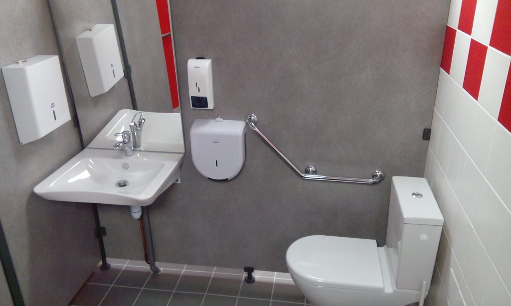 Toilettes PMR
